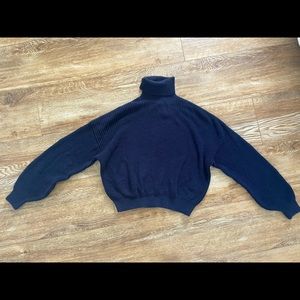 Brandy Melville TurtleNeck Sweater